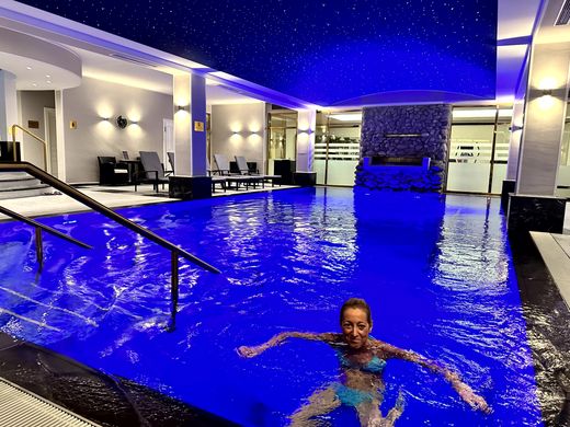 Spa und Pool im Schlosshotel