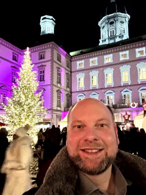 Weihnachtsstimmung vor dem Schloss