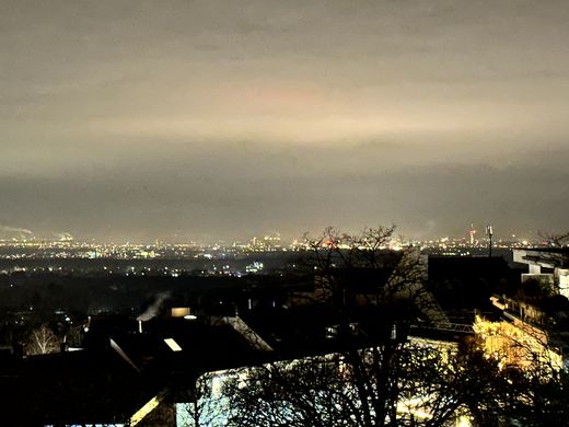 Nächtlicher Ausblick über Bergisch Gladbach
