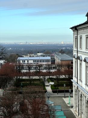 Morgenrunde im Schloss und Frühstücksstimmung
