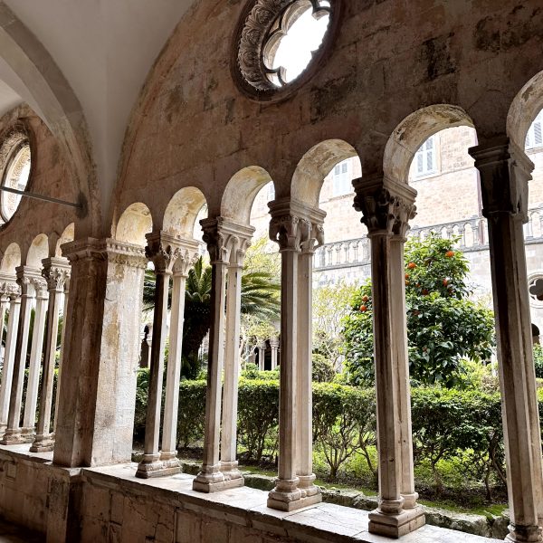 Altstadt, Innenhöfe und historisches Dubrovnik