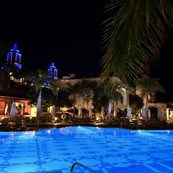 Ankommen im Lopesan Villa del Conde Resort