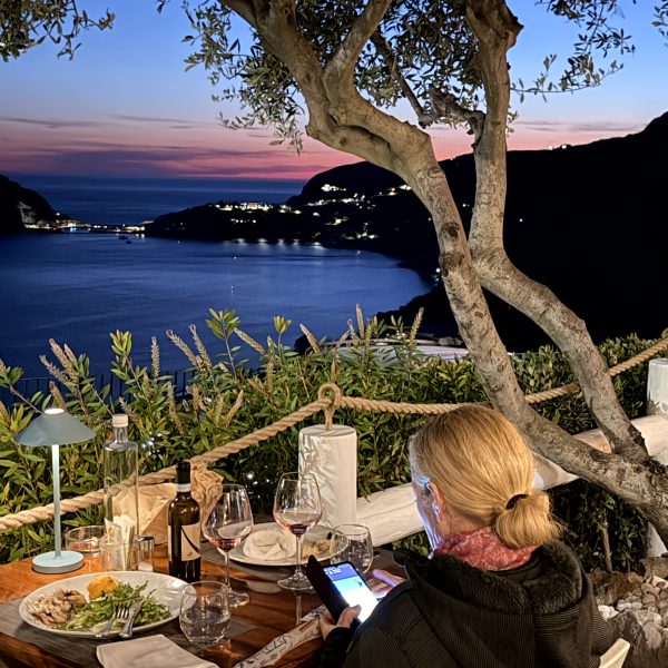 Abendessen mit Sonnenuntergang