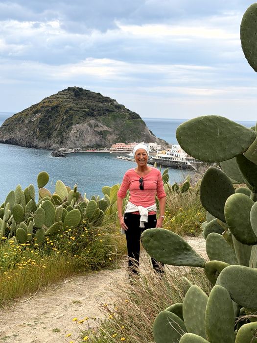 Maronti Beach, Felsen und Sant’Angelo