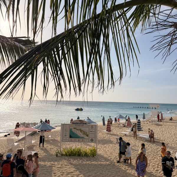 Angekommen auf Jamaika – vom Flugzeug direkt an den Strand