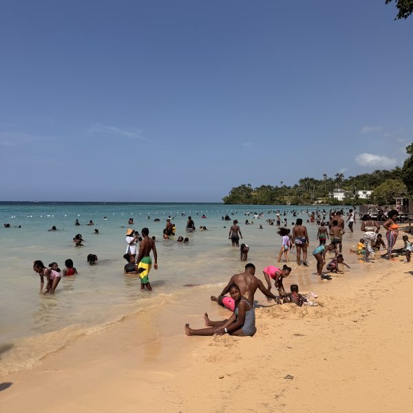 Mietwagenübernahme und Aufstieg durch die Dunn’s River Falls
