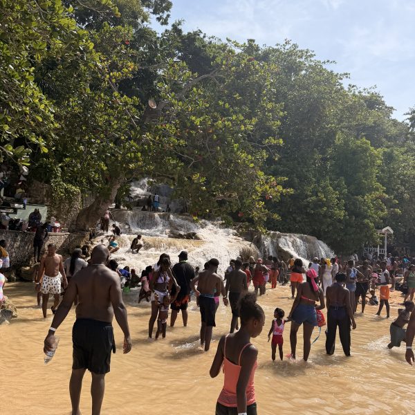 Mietwagenübernahme und Aufstieg durch die Dunn’s River Falls