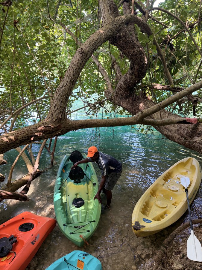 Blue Lagoon, Monkey Island und ein spontaner Kajakausflug