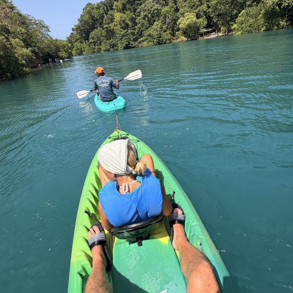 Blue Lagoon, Monkey Island und ein spontaner Kajakausflug