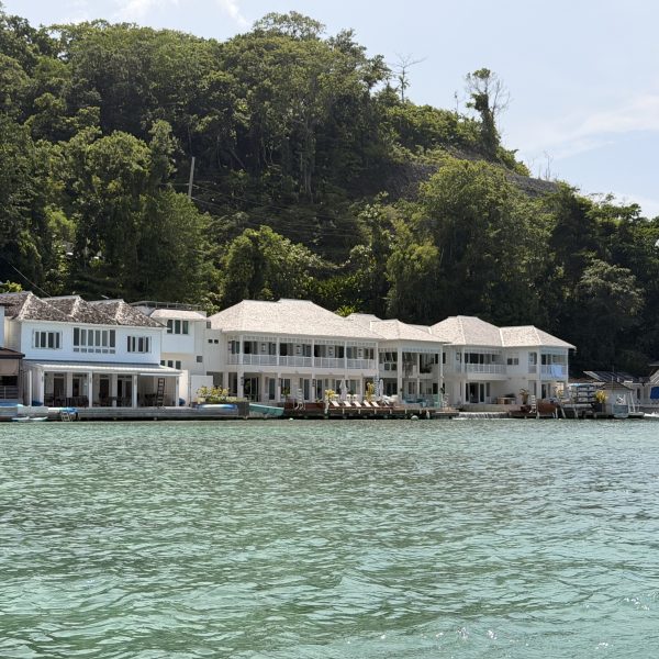 Blue Lagoon, Monkey Island und ein spontaner Kajakausflug