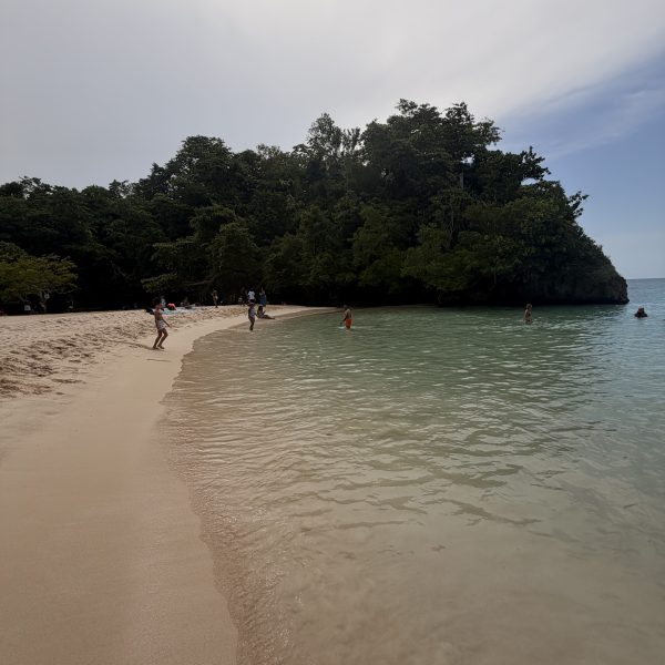 Ein später Badestopp in Frenchman’s Cove