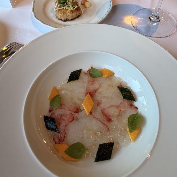 Abendessen im schwarzen Adler