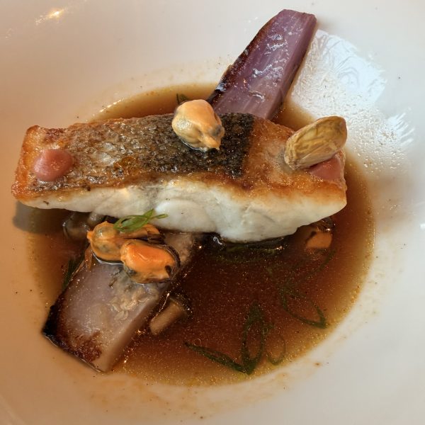 Abendessen im schwarzen Adler