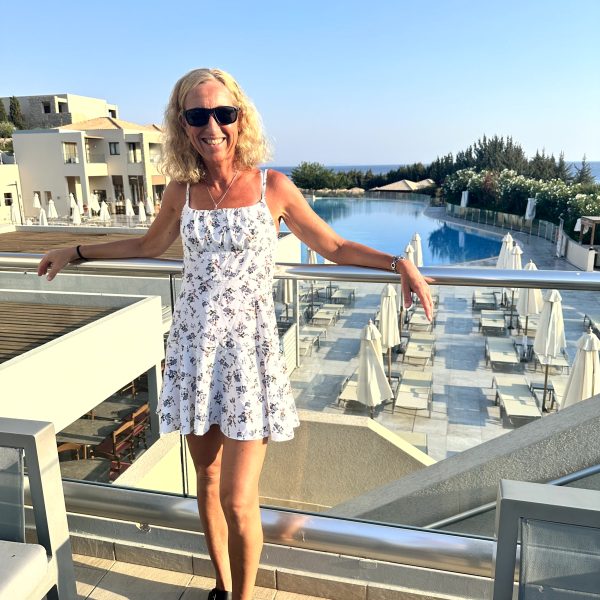 Abendessen und Nachtstimmung im Resort