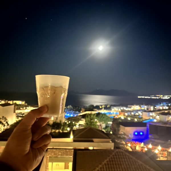Sport, Meerblick und Hotelabend