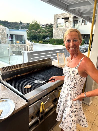 Abendessen und Nachtstimmung im Resort