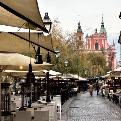 Altstadt, Adventslicht und Weinbar – Ljubljana wird Abend
