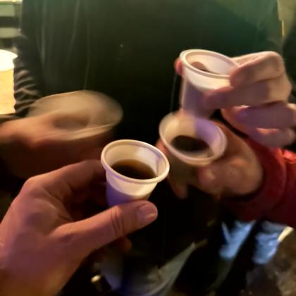 Abendessen, Weinbars und Metelkova – Ljubljana wird rauer