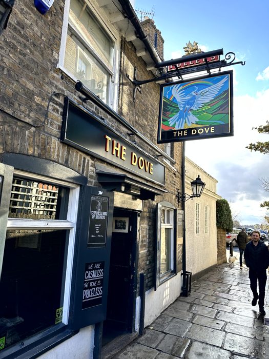 Hammersmith an der Themse: Rutland Arms, River Walk & Blue Anchor