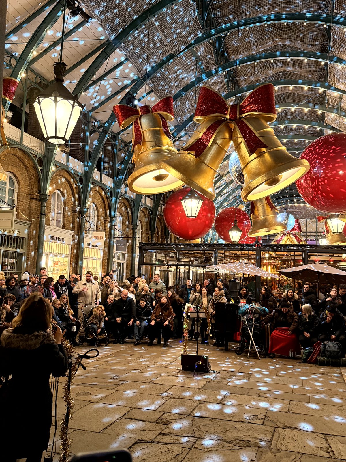 West End am Abend – Chinatown, SIX und Covent Garden