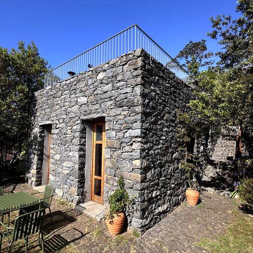 Ankommen in Ponta do Pargo – Casas da Levada, Garten und Pool