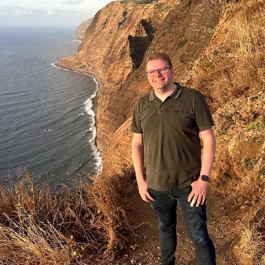 Erster Madeira-Abend – Bier, Espetada und Sonnenuntergang