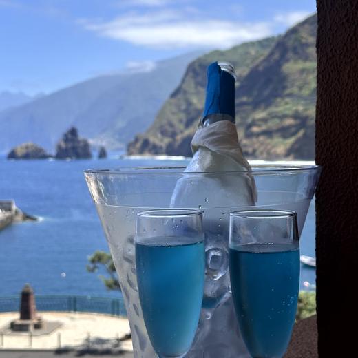 Ankunft in Porto Moniz – Aqua Natura Bay und Blick auf die Naturpools