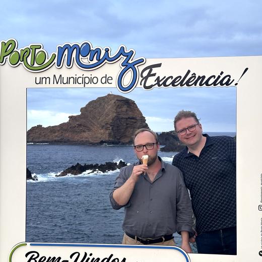 Abendstimmung in Porto Moniz – Promenade, Licht und Hotelblick