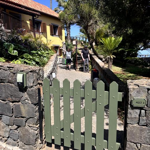 Ankunft in Santana – Quinta do Furão, Pool und Blick auf die Nordküste