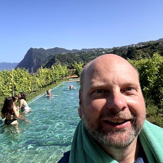 Ankunft in Santana – Quinta do Furão, Pool und Blick auf die Nordküste