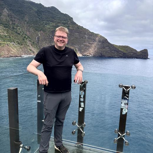 Miradouro do Guindaste – Glasplattform über der Nordküste