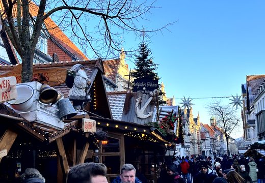 Hameln und erster Weihnachtsmarkt-Stopp