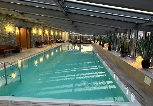 Morgenrunde im Wellnessbereich