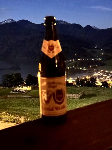 Abendessen und Nachtblick über den Schliersee