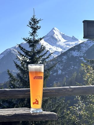Zurück im Zaglgut: Pool, Terrasse und Abendessen