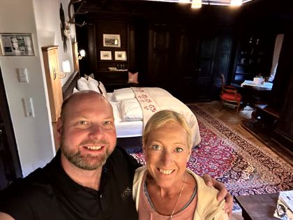 Schloss Mittersill, Jagdzimmer und Abend im Schloss