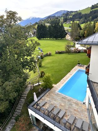 Schloss Mittersill, Jagdzimmer und Abend im Schloss