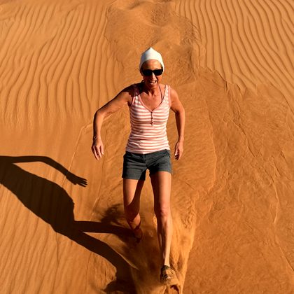 Wahiba Sands: Dünen, Kamele und Sonnenuntergang