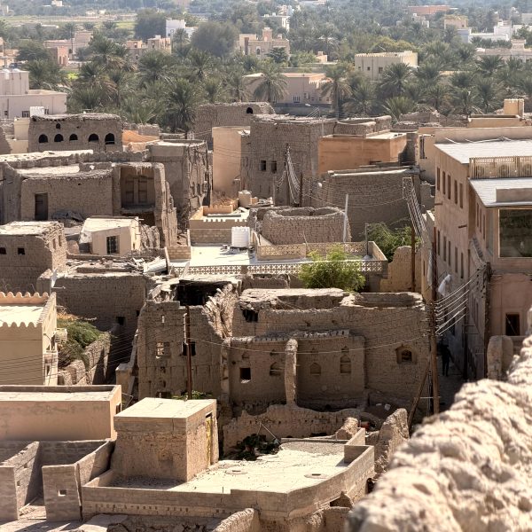 Fahrt hinunter nach Nizwa