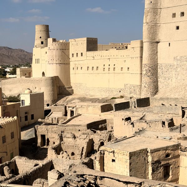 Fahrt hinunter nach Nizwa