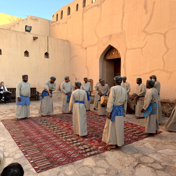 Nizwa: Fort, Souq und Abendessen