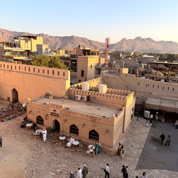 Nizwa: Fort, Souq und Abendessen