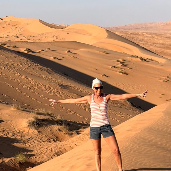 Wahiba Sands: Dünen, Kamele und Sonnenuntergang