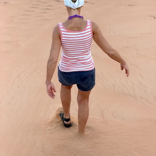 Wahiba Sands: Dünen, Kamele und Sonnenuntergang