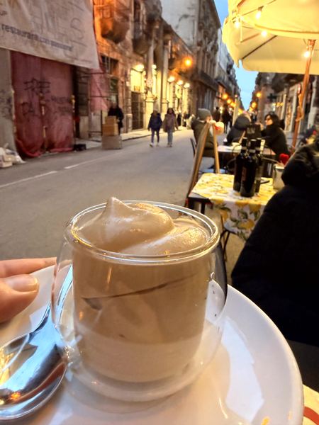 Zurück in Palermo: Aussicht, Rooftop und Aperitif