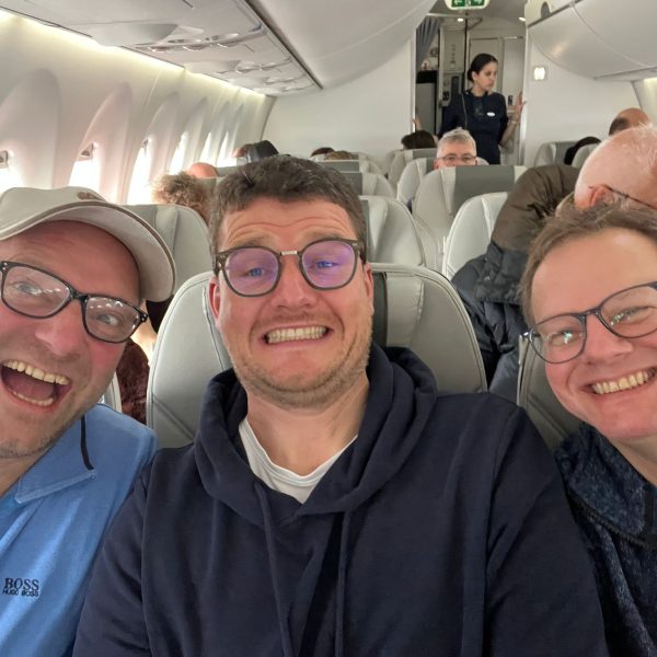 Ankunft in Sarajevo – Flug, Uber und Hotel Aziza