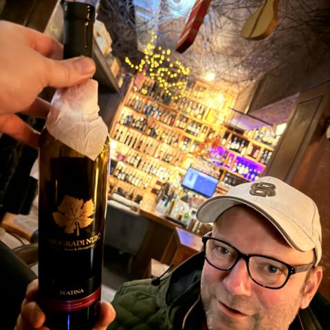 Nachmittag zwischen Essen, Bier, Wein und alten Bars