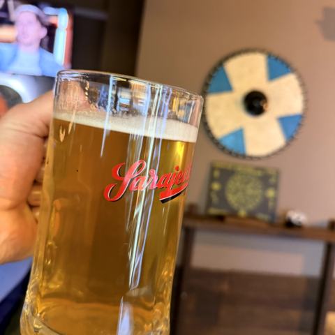Samstagabend – Bier, Schnaps und letzte Kneipenrunde
