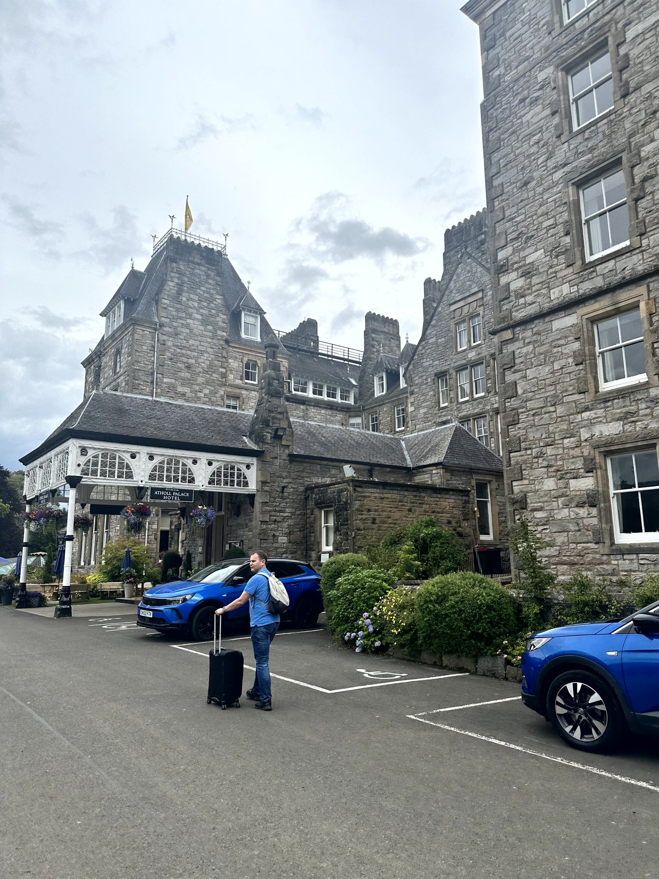 Anreise nach Edinburgh & Pitlochry