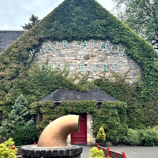 Blair Athol Distillery – Signature Tour durch Sudhaus, Stillhouse und Lagerhaus
